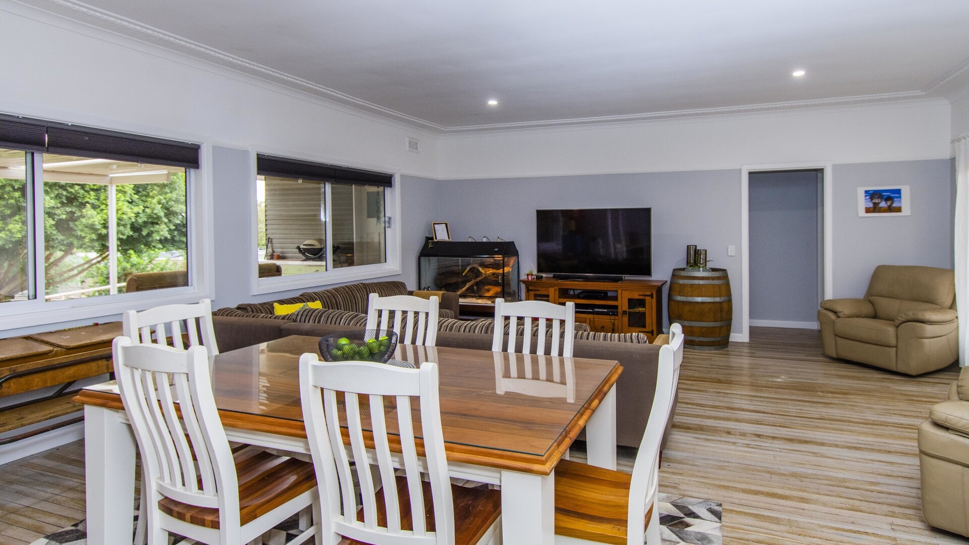 67 Deutcher Street, Temora NSW 2666 - photo 6
