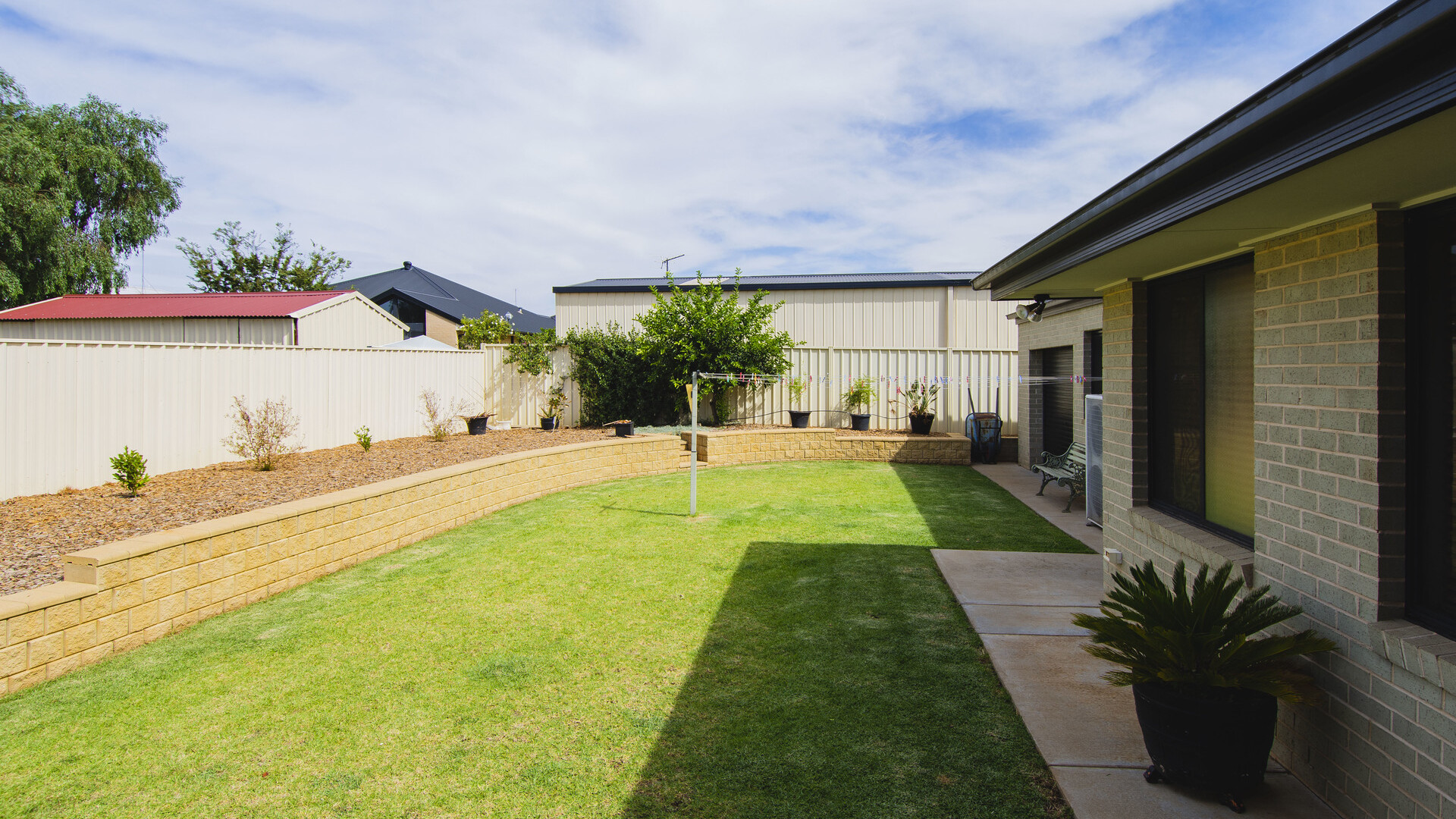 10 Anzac Crescent, Narrandera NSW 2700 - photo 19