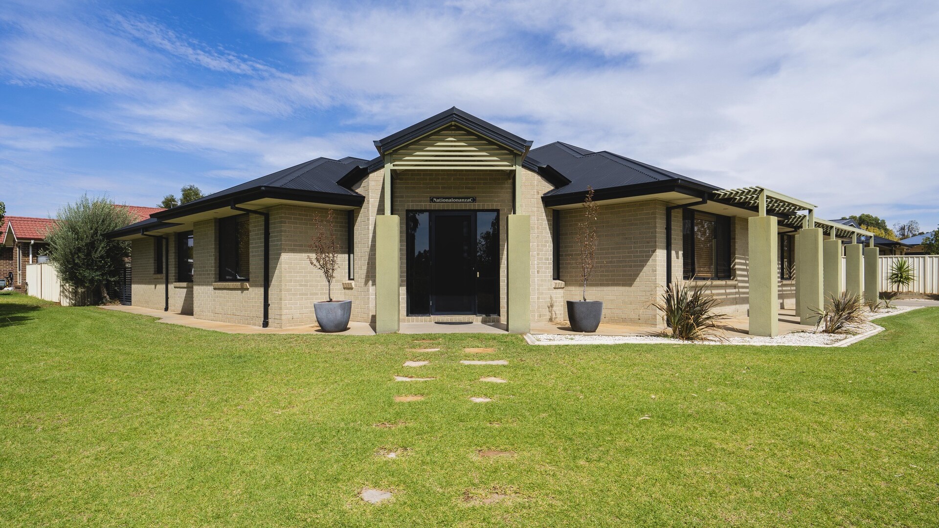 10 Anzac Crescent, Narrandera NSW 2700 - McGrath Riverina