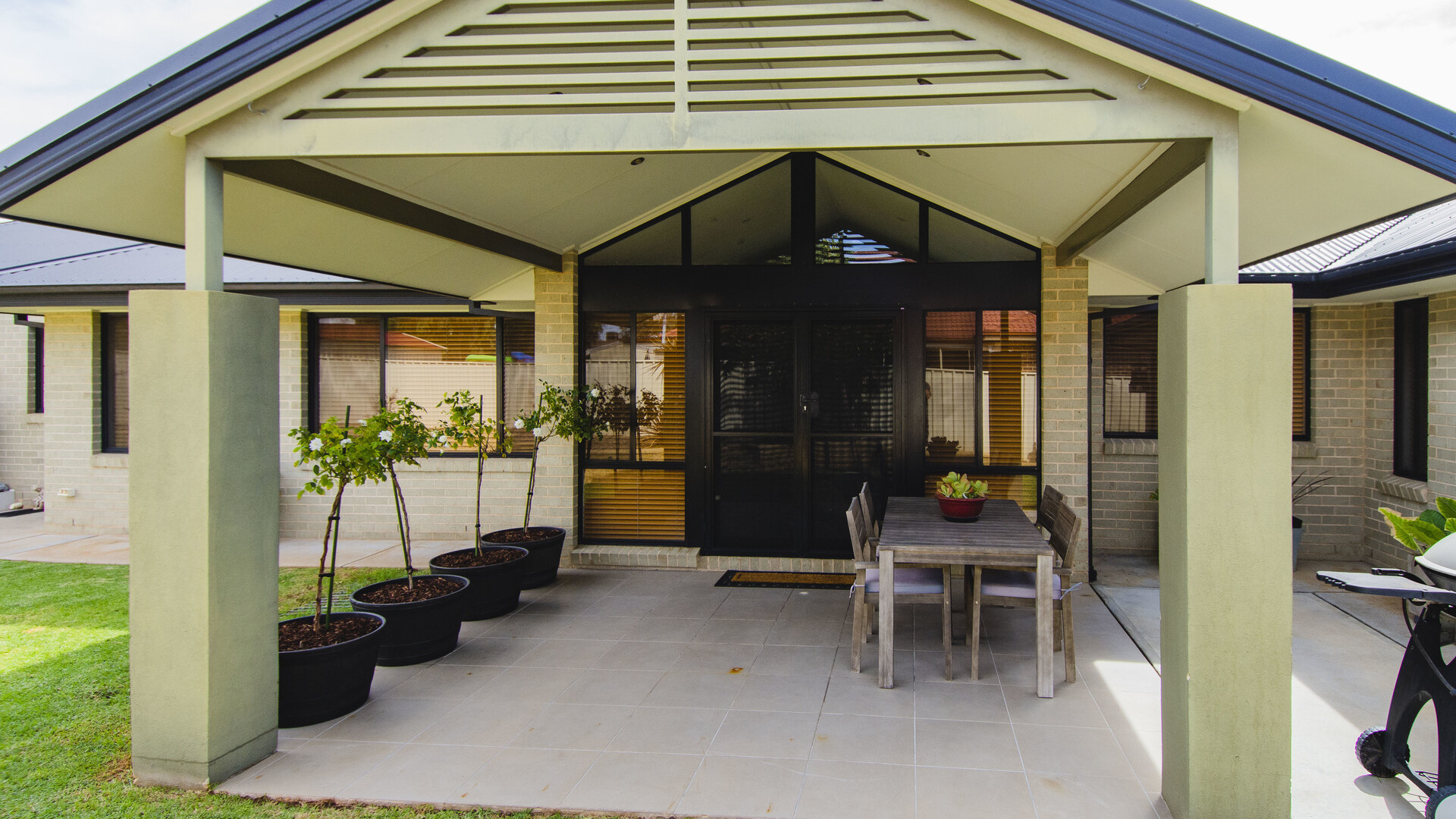 10 Anzac Crescent, Narrandera NSW 2700 - photo 22