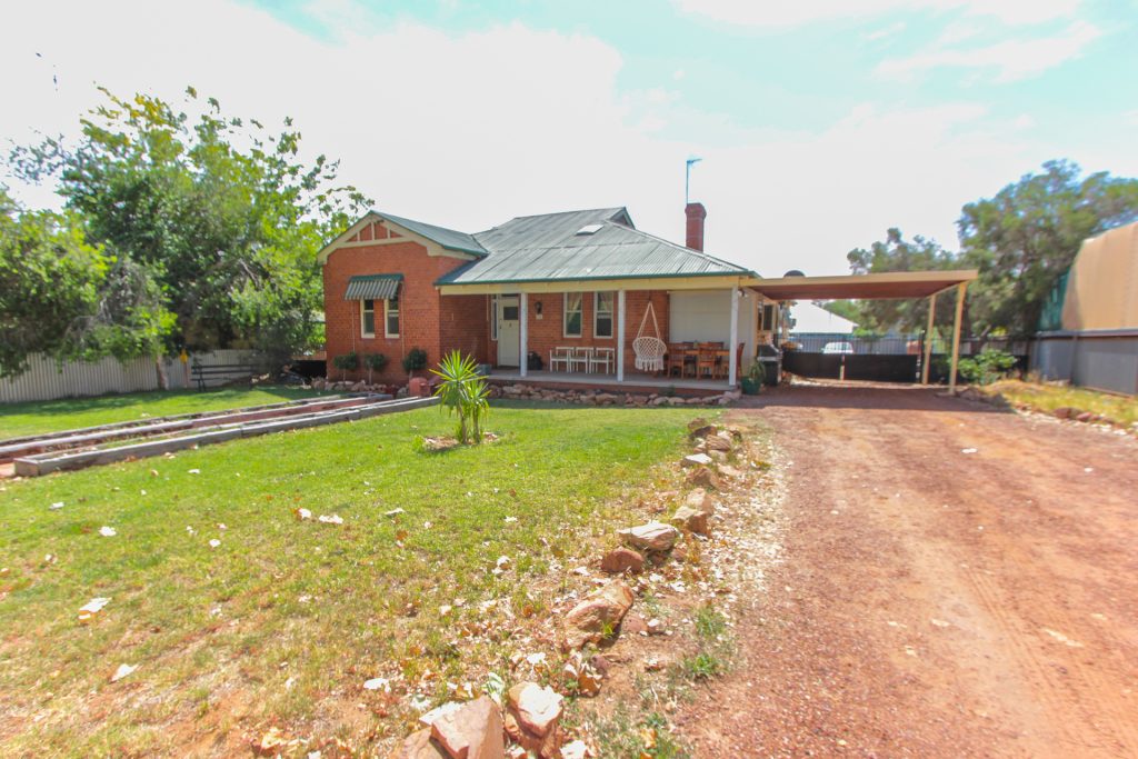 31 Audley Street, Narrandera NSW 2700 - photo 13