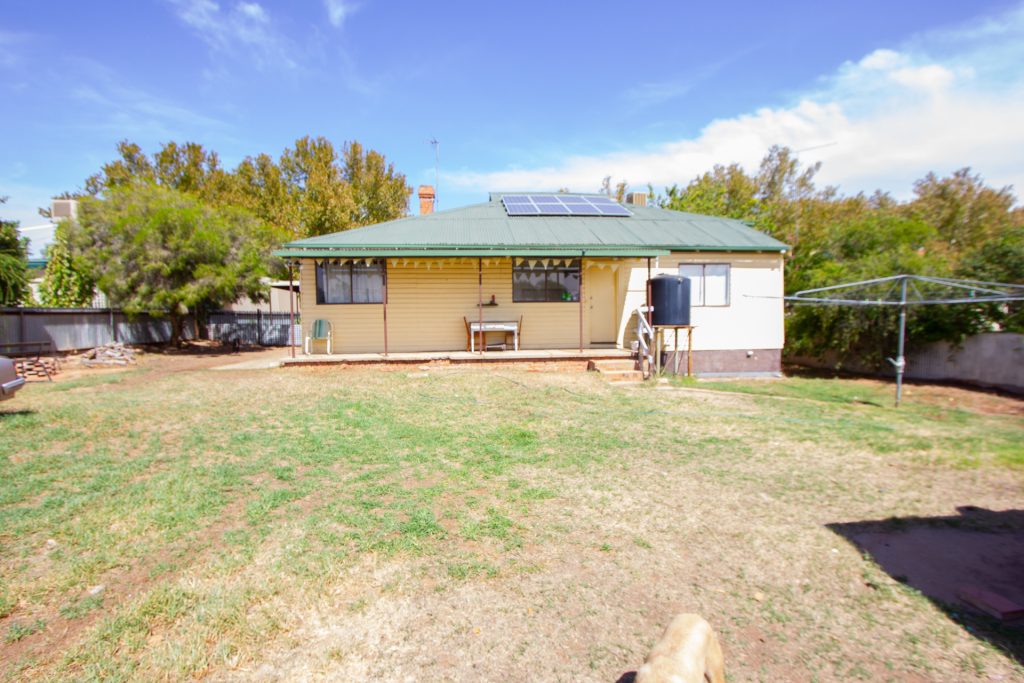 31 Audley Street, Narrandera NSW 2700 - photo 14
