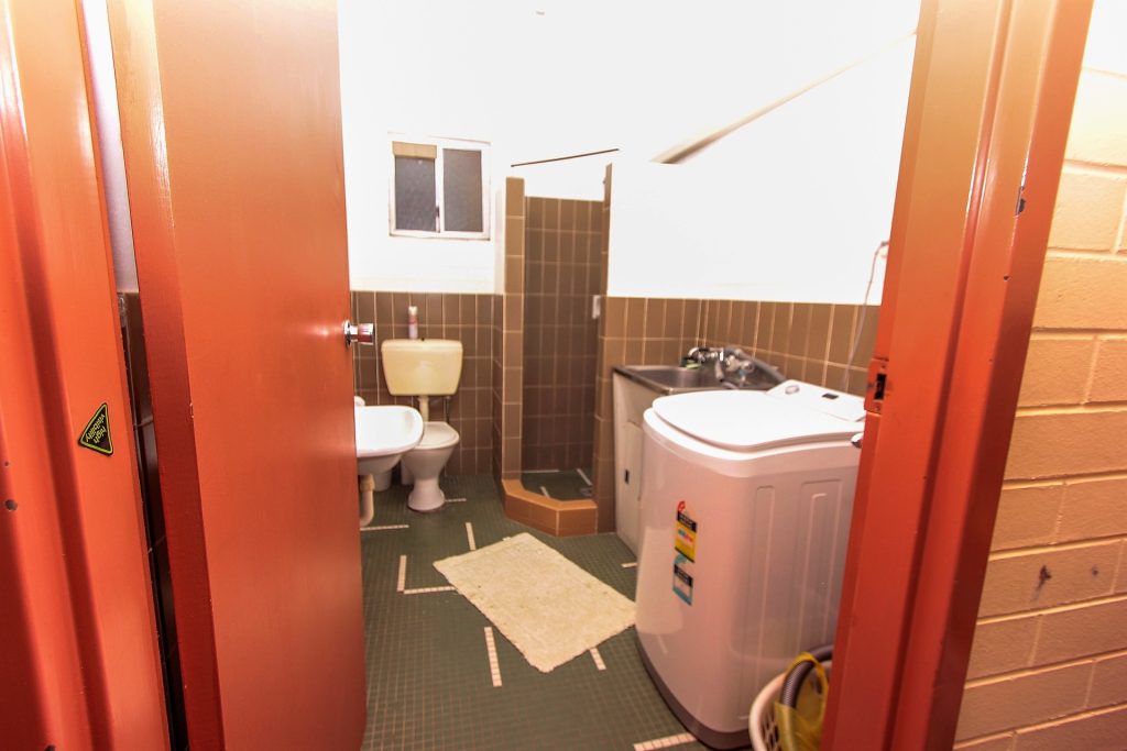 2 Chantilly Street, Narrandera NSW 2700 - photo 6