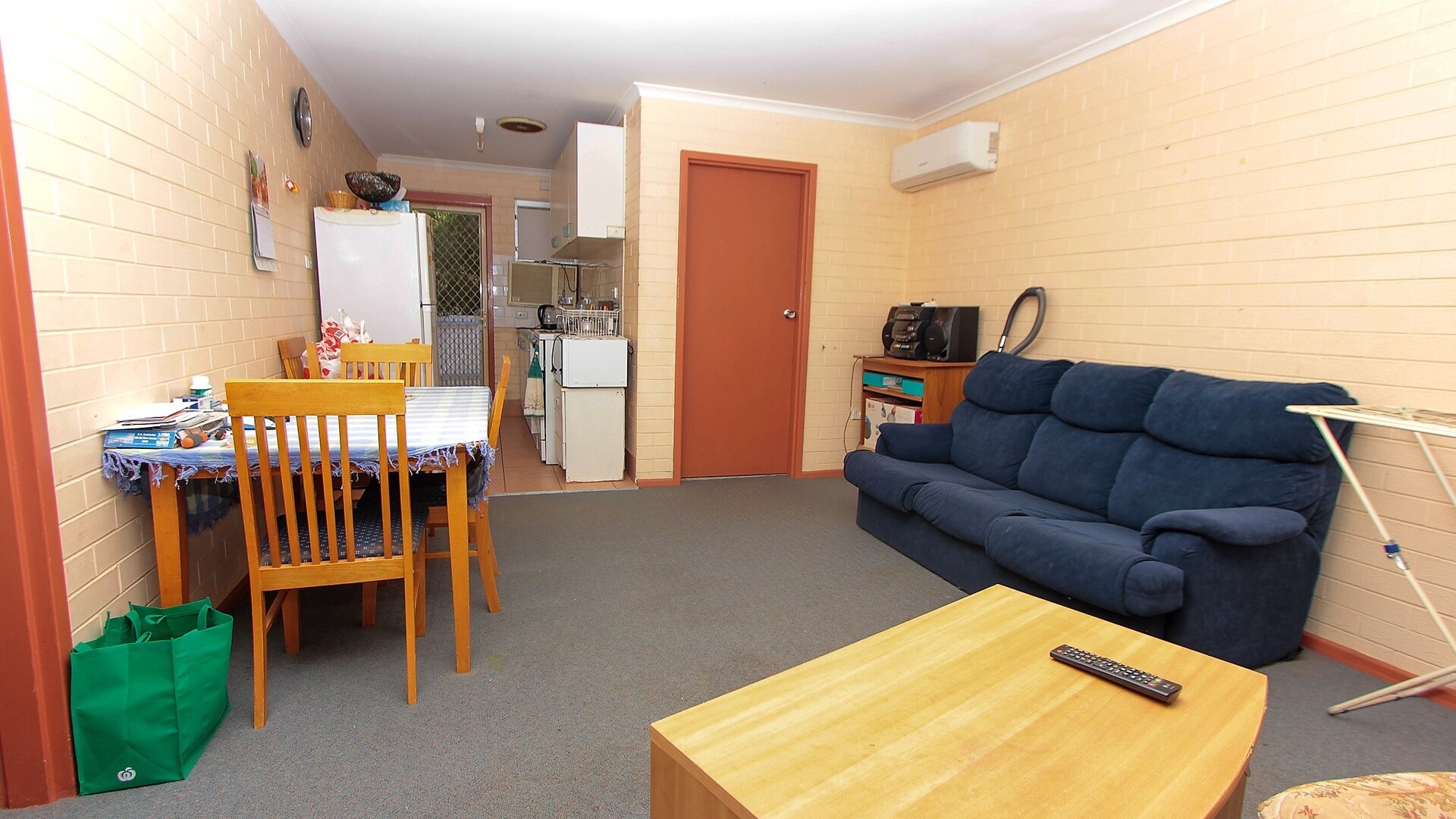 2 Chantilly Street, Narrandera NSW 2700 - photo 10
