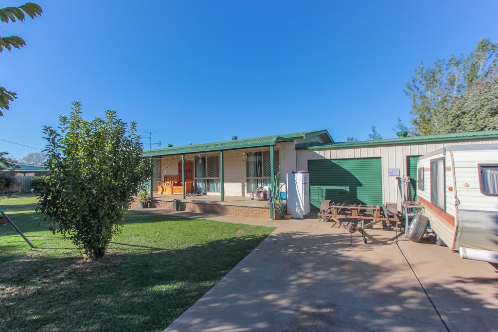 54-56 Reid Street, Lockhart NSW 2656 - photo 2
