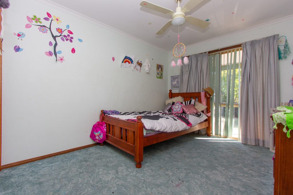 54-56 Reid Street, Lockhart NSW 2656 - photo 9