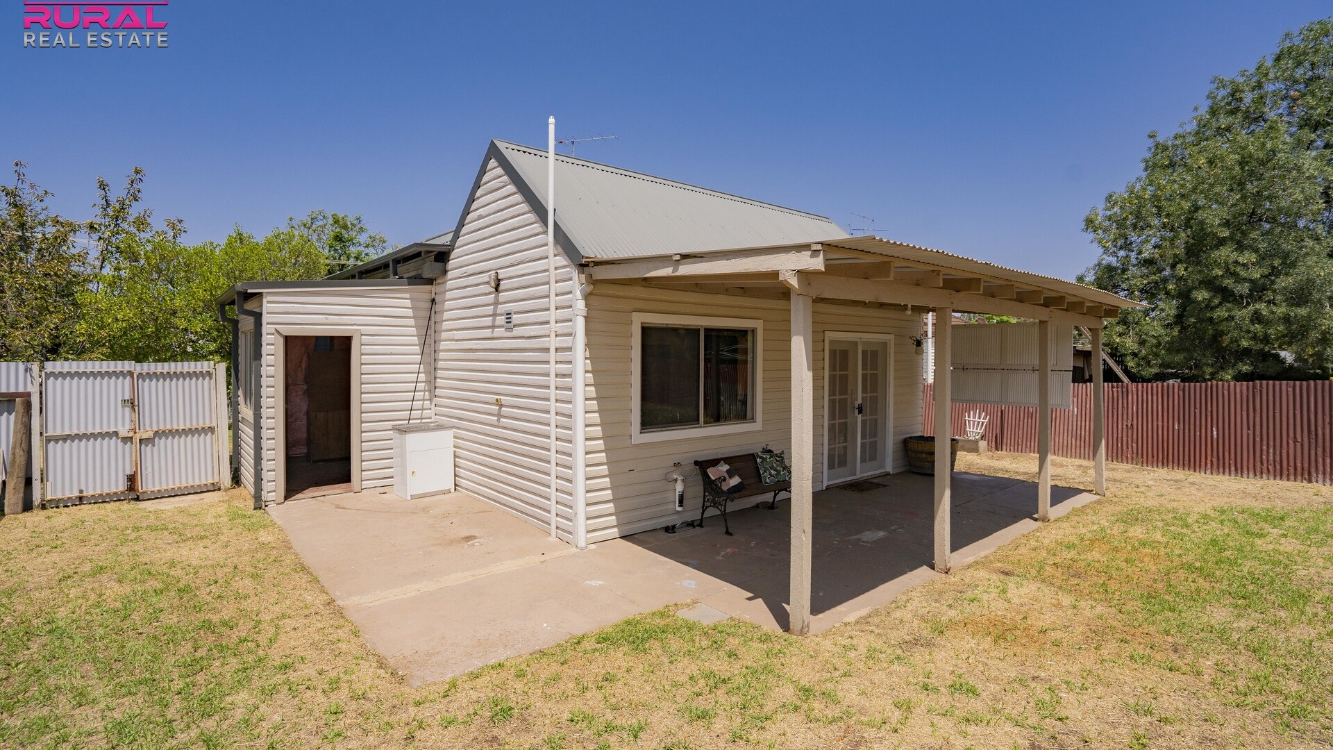 19 Douglas Street, Narrandera NSW 2700 - photo 12