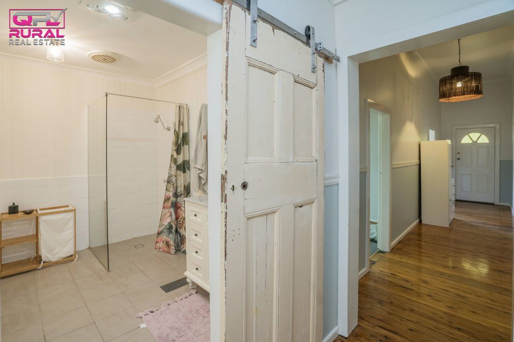 19 Douglas Street, Narrandera NSW 2700 - photo 10