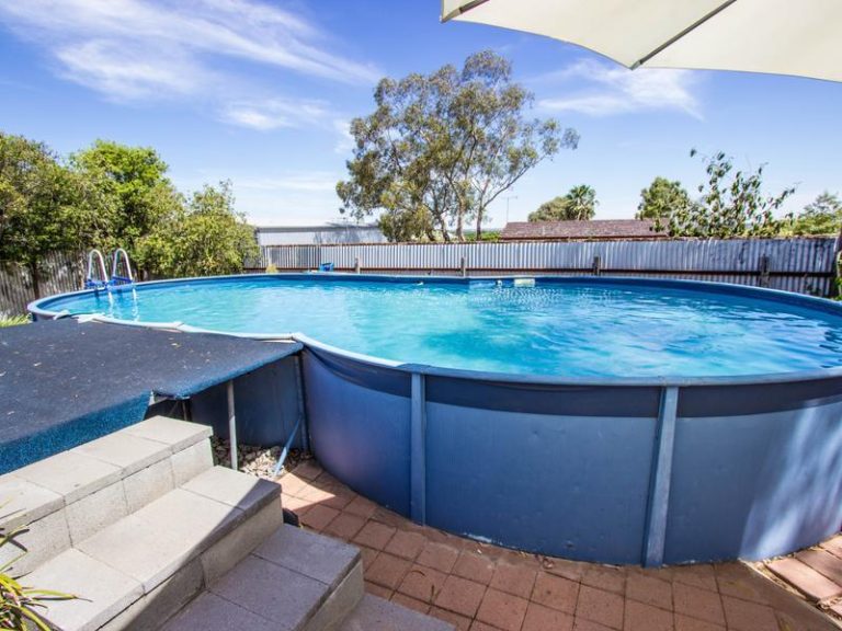 80 Dalgetty Street, Narrandera NSW 2700 - photo 16