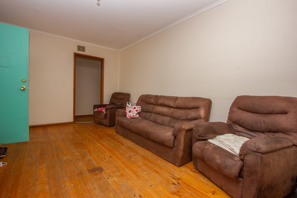 7 Rupert Street, Narrandera NSW 2700 - photo 4