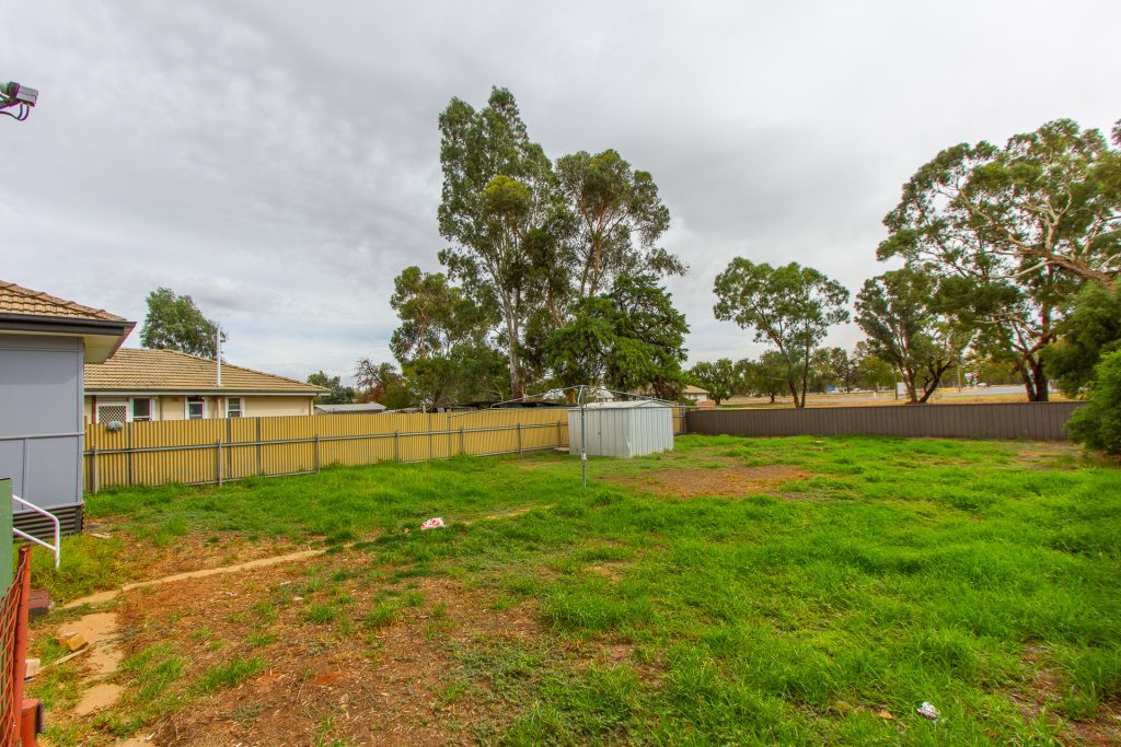 7 Rupert Street, Narrandera NSW 2700 - photo 8