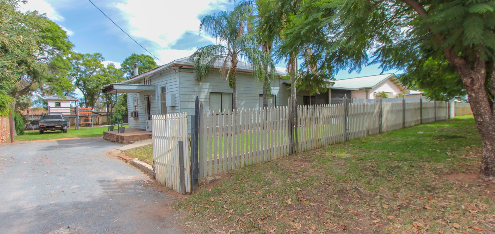 10 Carolan Place, Narrandera NSW 2700 - McGrath Riverina
