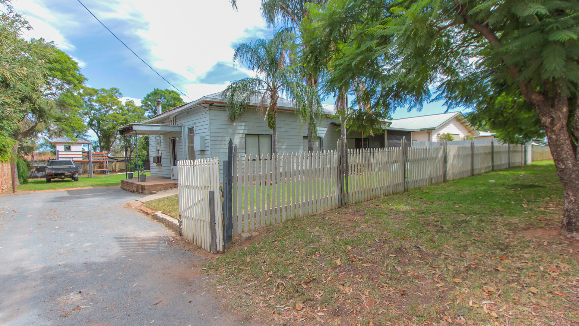 10 Carolan Place, Narrandera NSW 2700 - McGrath Riverina