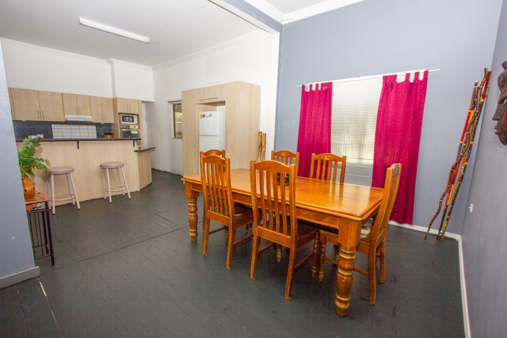 10 Carolan Place, Narrandera NSW 2700 - photo 4