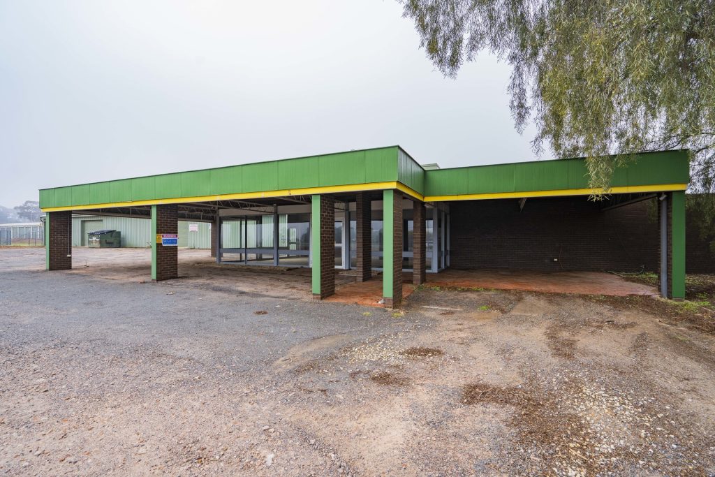 2-20 Red Gum Street, Narrandera NSW 2700 - photo 3