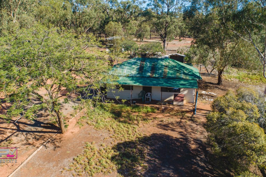 2 Websters Lane, Temora NSW 2666 - photo 12