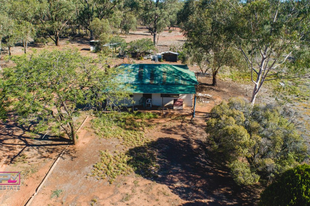 2 Websters Lane, Temora NSW 2666 - photo 13
