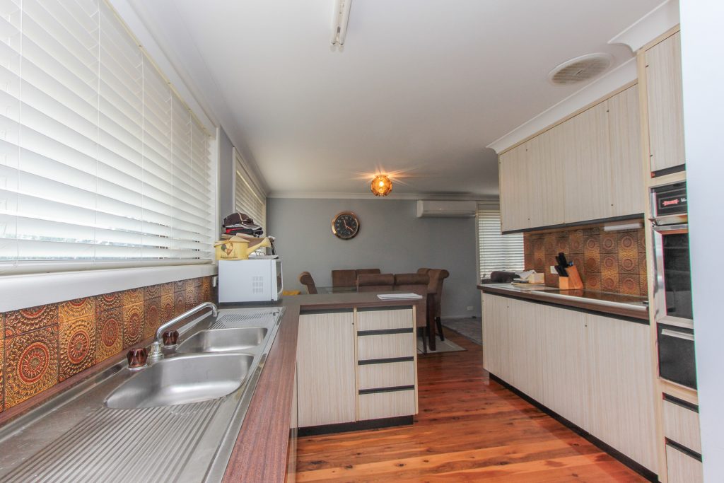 154A Larmer Street, Narrandera NSW 2700 - photo 2