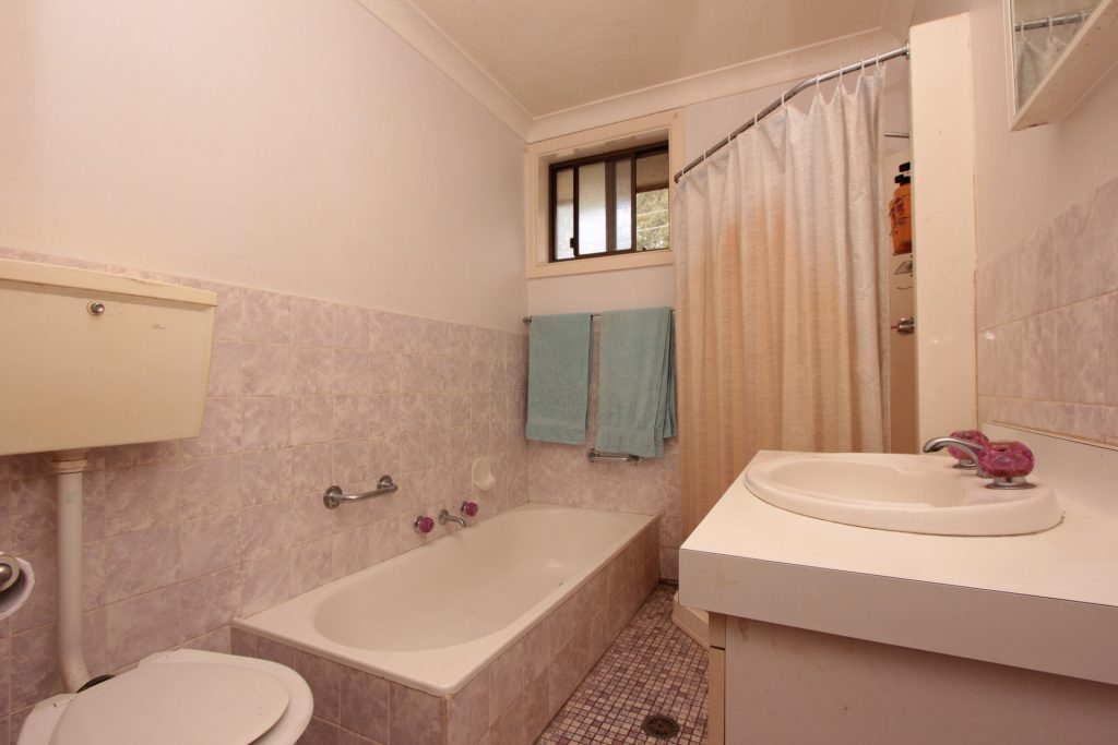 154A Larmer Street, Narrandera NSW 2700 - photo 16