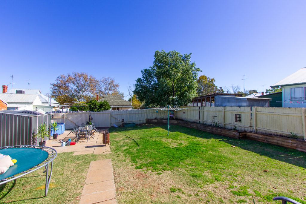 12 Willans Street, Narrandera NSW 2700 - photo 14