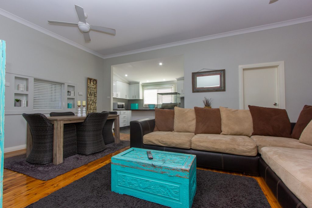 12 Willans Street, Narrandera NSW 2700 - photo 3