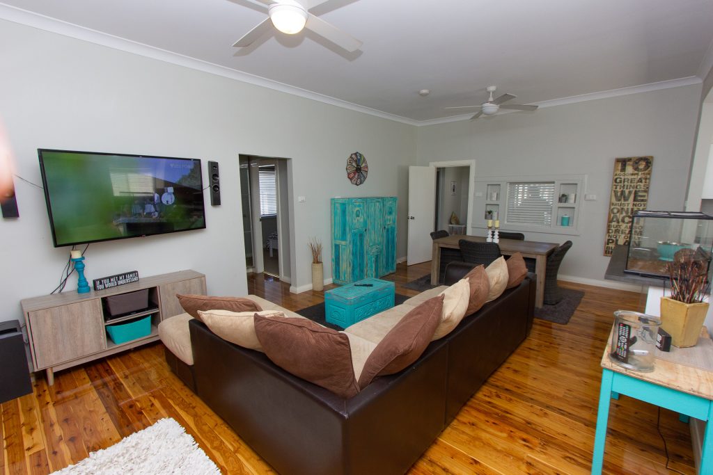 12 Willans Street, Narrandera NSW 2700 - photo 5