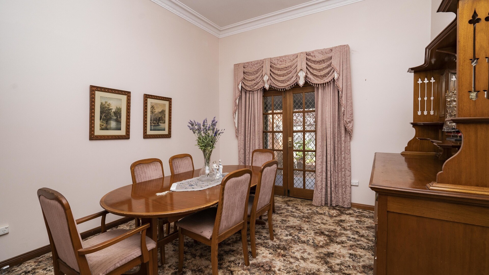 142 Aurora Street, Temora NSW 2666 - photo 11