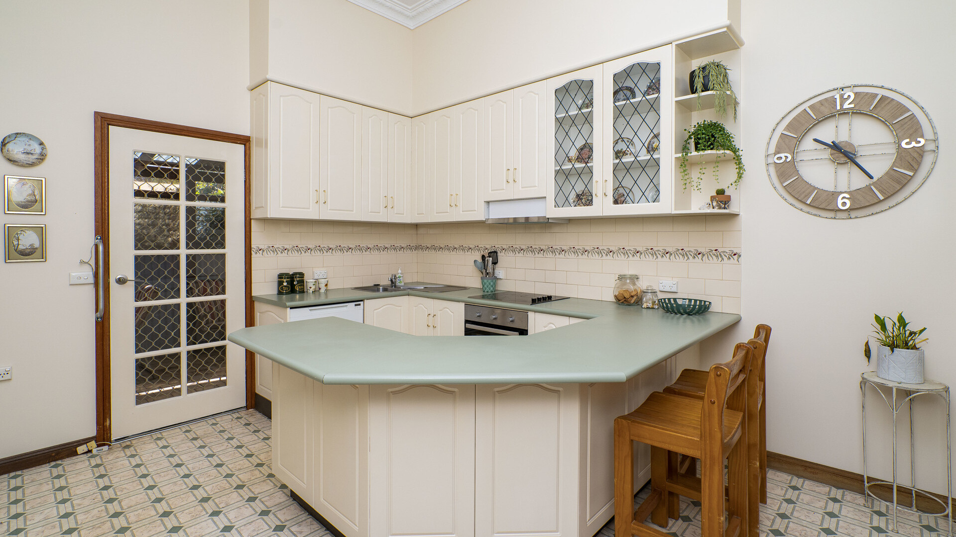 142 Aurora Street, Temora NSW 2666 - photo 9