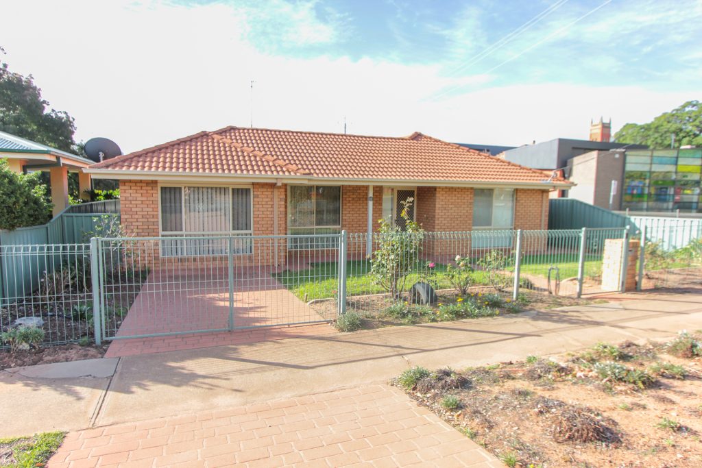 89 Larmer Street, Narrandera NSW 2700 - McGrath Riverina