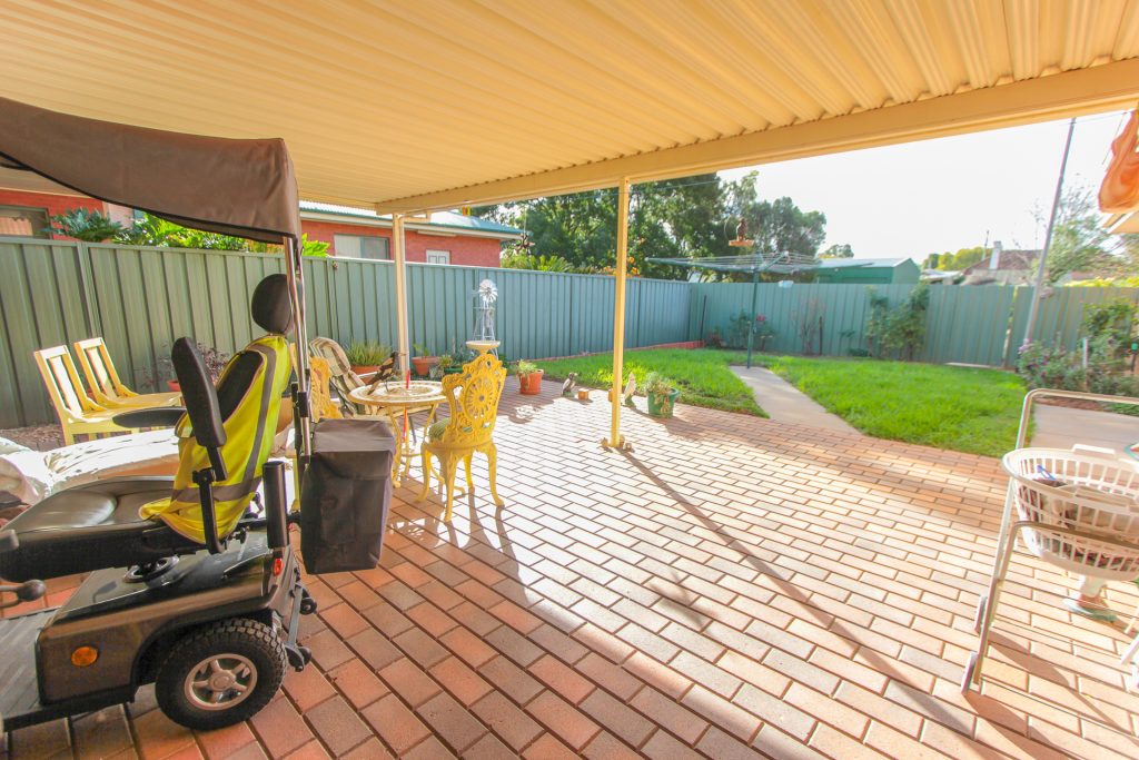 89 Larmer Street, Narrandera NSW 2700 - photo 17