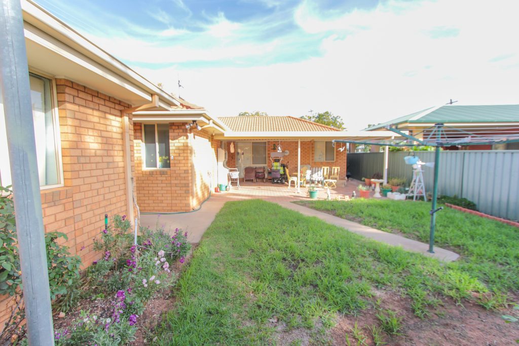 89 Larmer Street, Narrandera NSW 2700 - photo 19