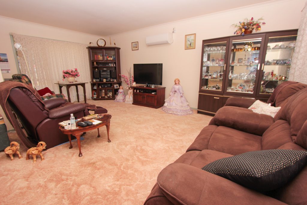 89 Larmer Street, Narrandera NSW 2700 - photo 6