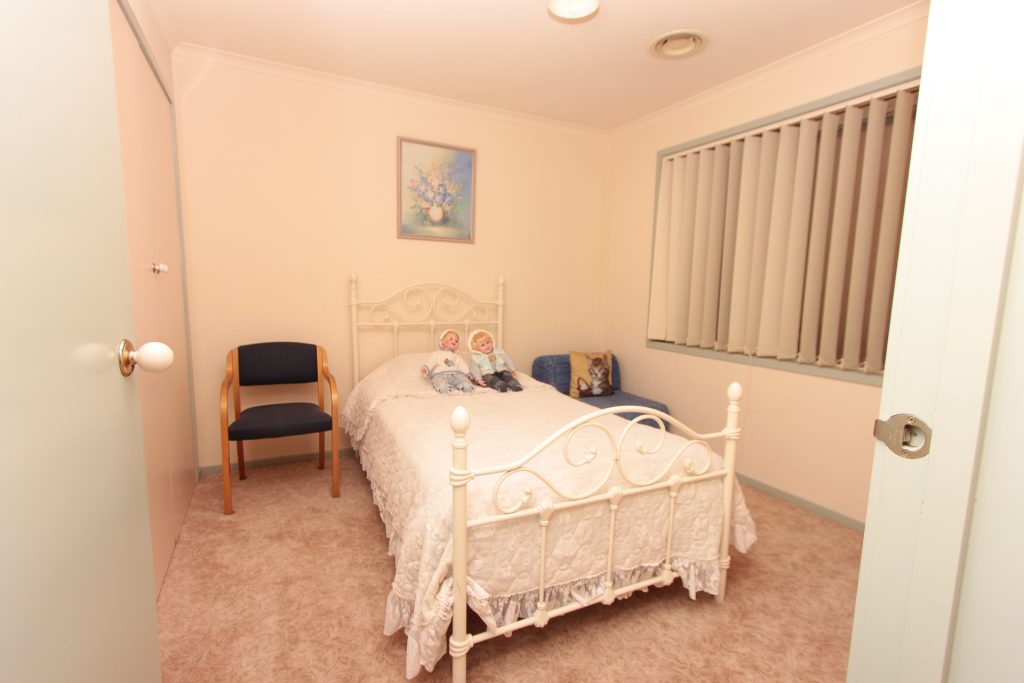 89 Larmer Street, Narrandera NSW 2700 - photo 8