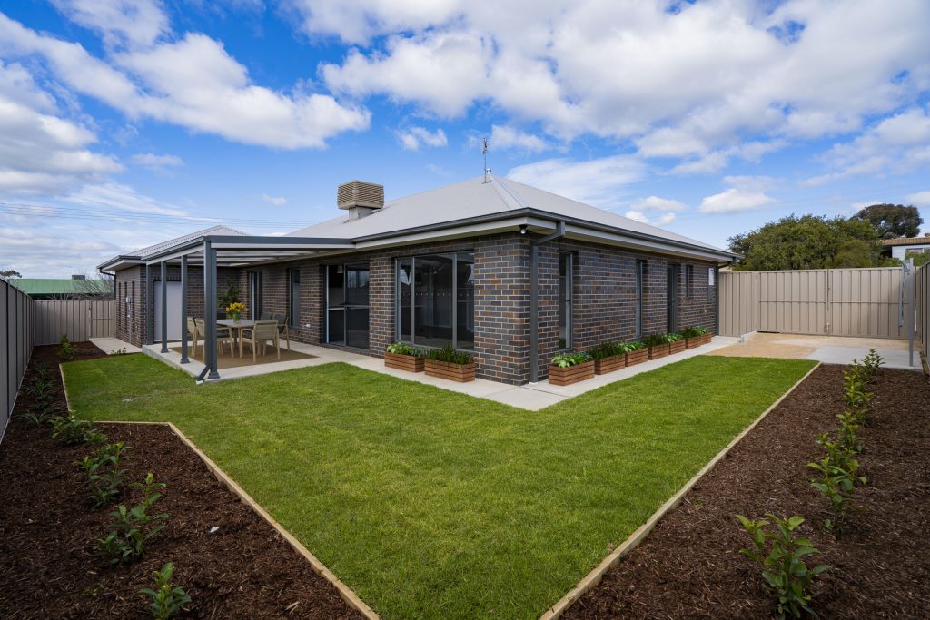 20 Racecourse Road, Narrandera NSW 2700 - photo 13