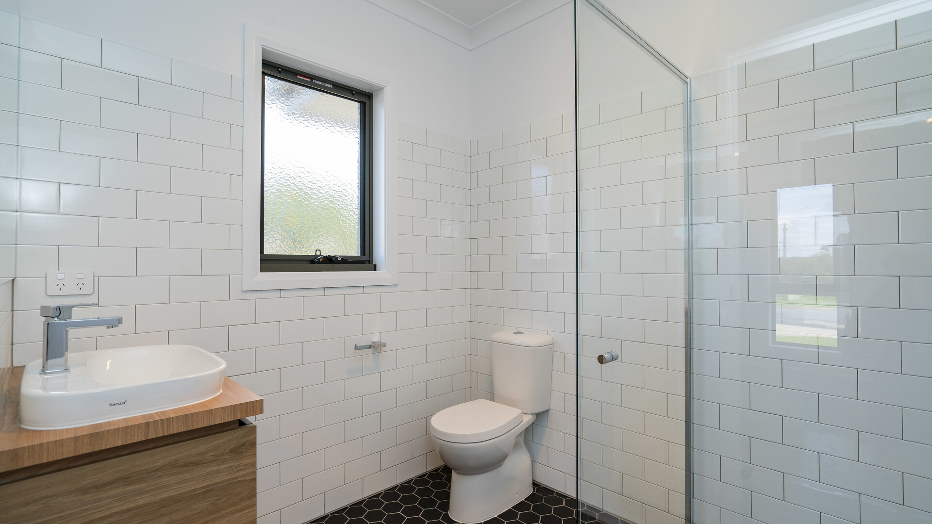 20 Racecourse Road, Narrandera NSW 2700 - photo 7