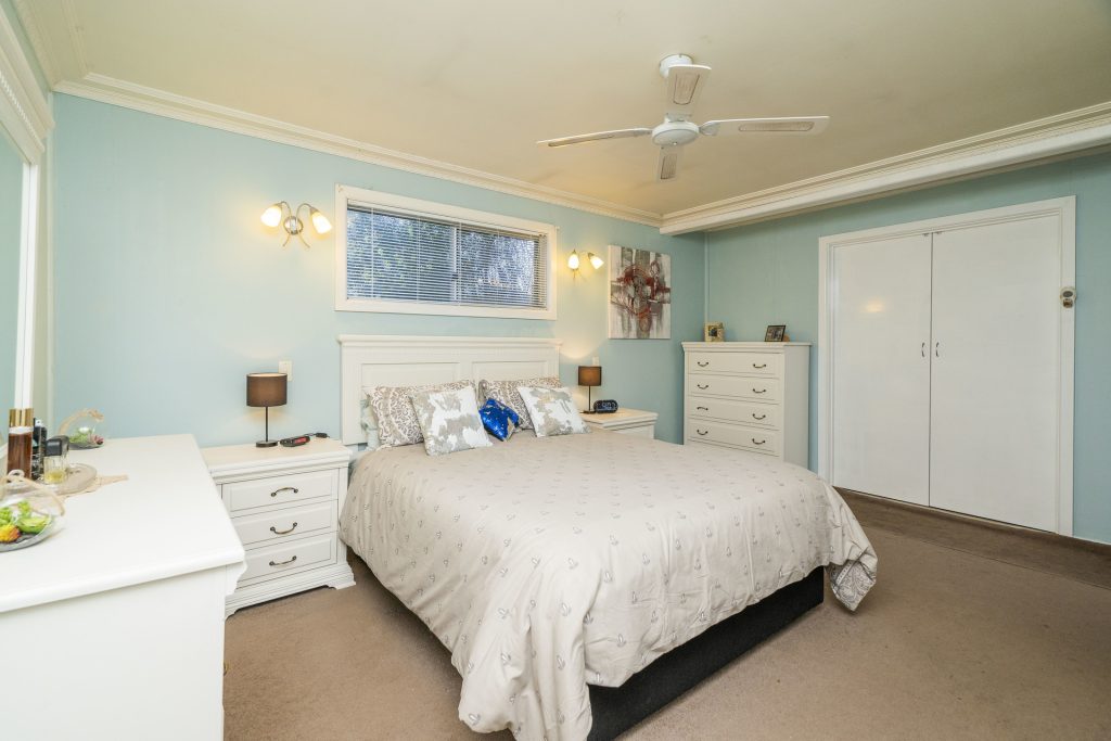 19 Dalgetty Street, Narrandera NSW 2700 - photo 12