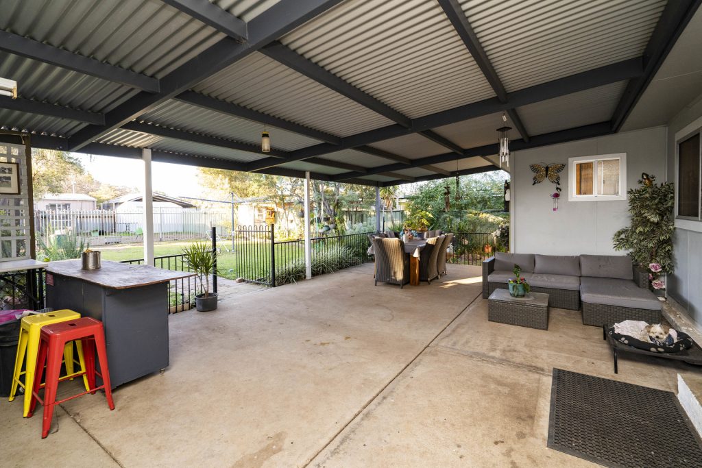 19 Dalgetty Street, Narrandera NSW 2700 - photo 17