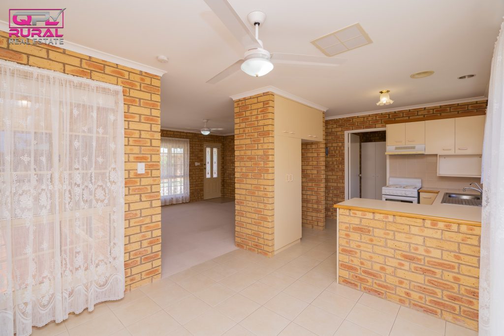 5/25 Racecourse Road, Narrandera NSW 2700 - photo 5