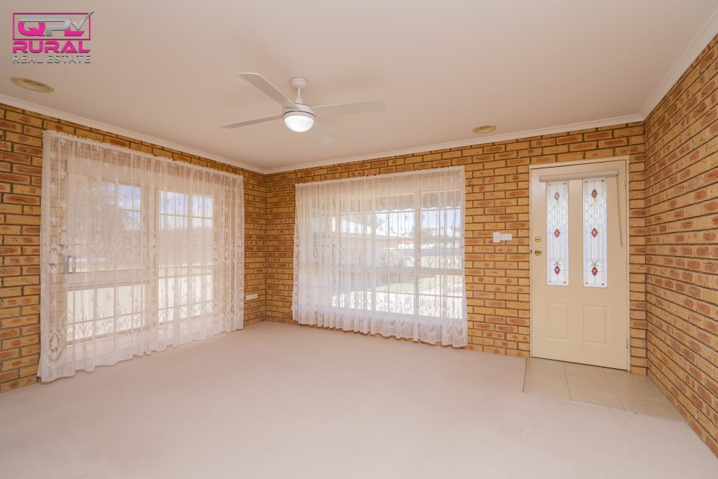 5/25 Racecourse Road, Narrandera NSW 2700 - photo 8