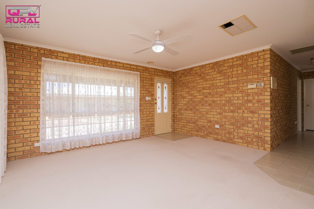 5/25 Racecourse Road, Narrandera NSW 2700 - photo 9
