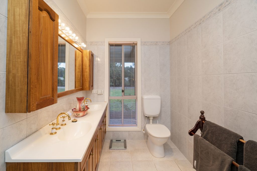4 Garners Road, Narrandera NSW 2700 - photo 14