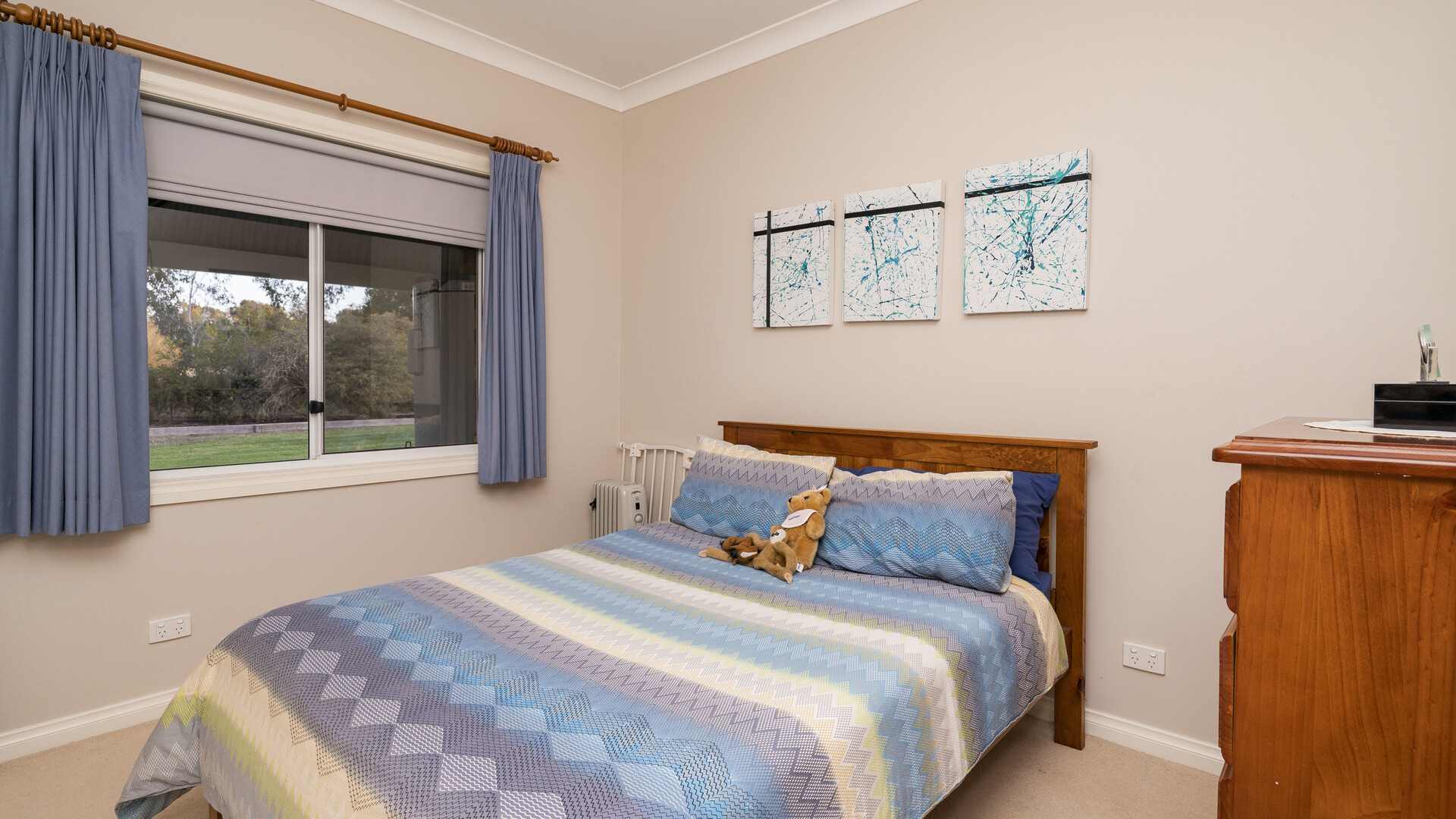 4 Garners Road, Narrandera NSW 2700 - photo 16