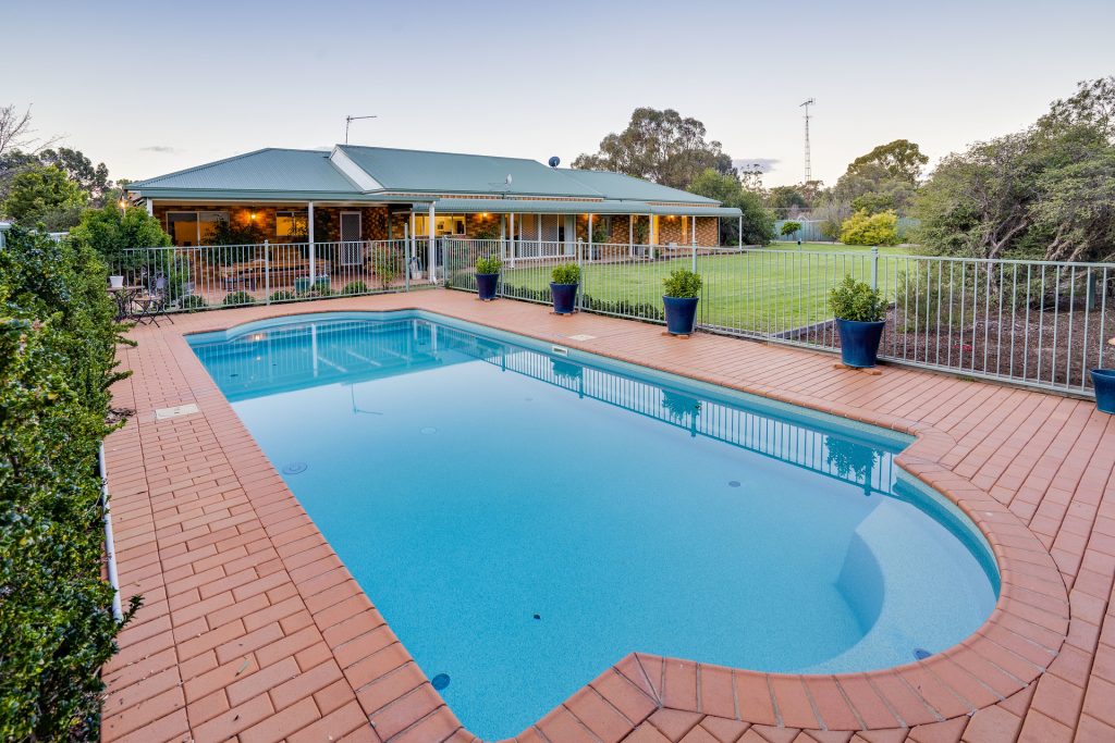4 Garners Road, Narrandera NSW 2700 - photo 23