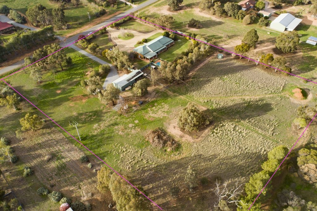 4 Garners Road, Narrandera NSW 2700 - photo 6