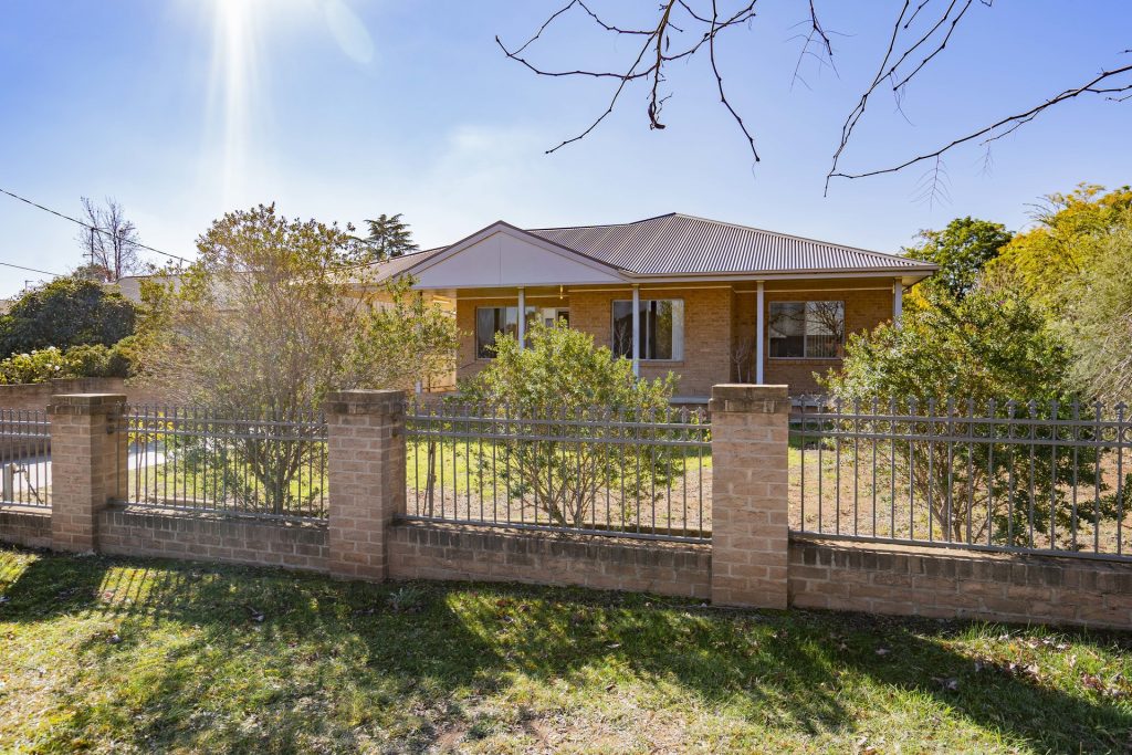77 Deutcher Street, Temora NSW 2666 - McGrath Riverina