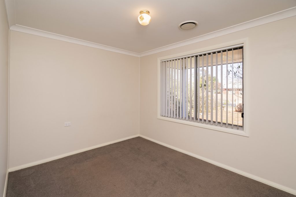 77 Deutcher Street, Temora NSW 2666 - photo 15