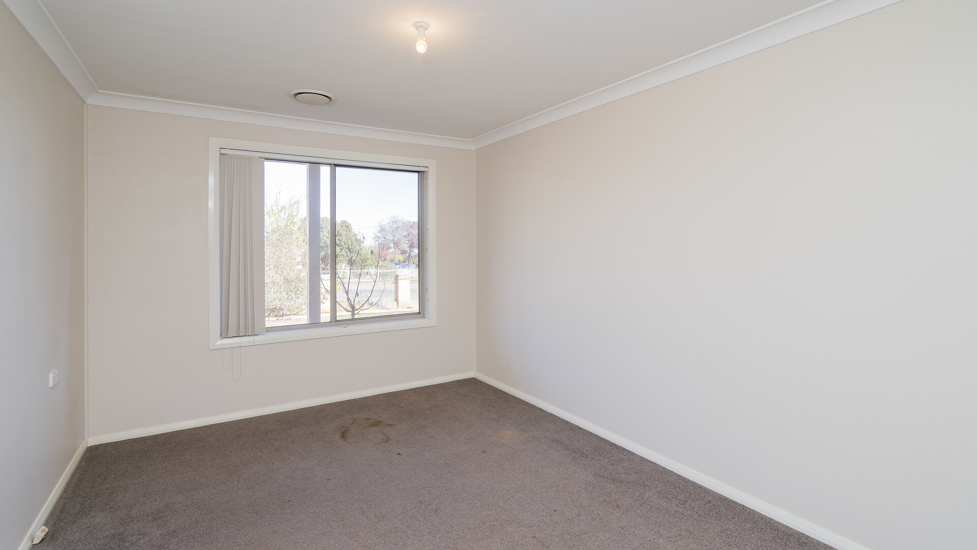 77 Deutcher Street, Temora NSW 2666 - photo 17
