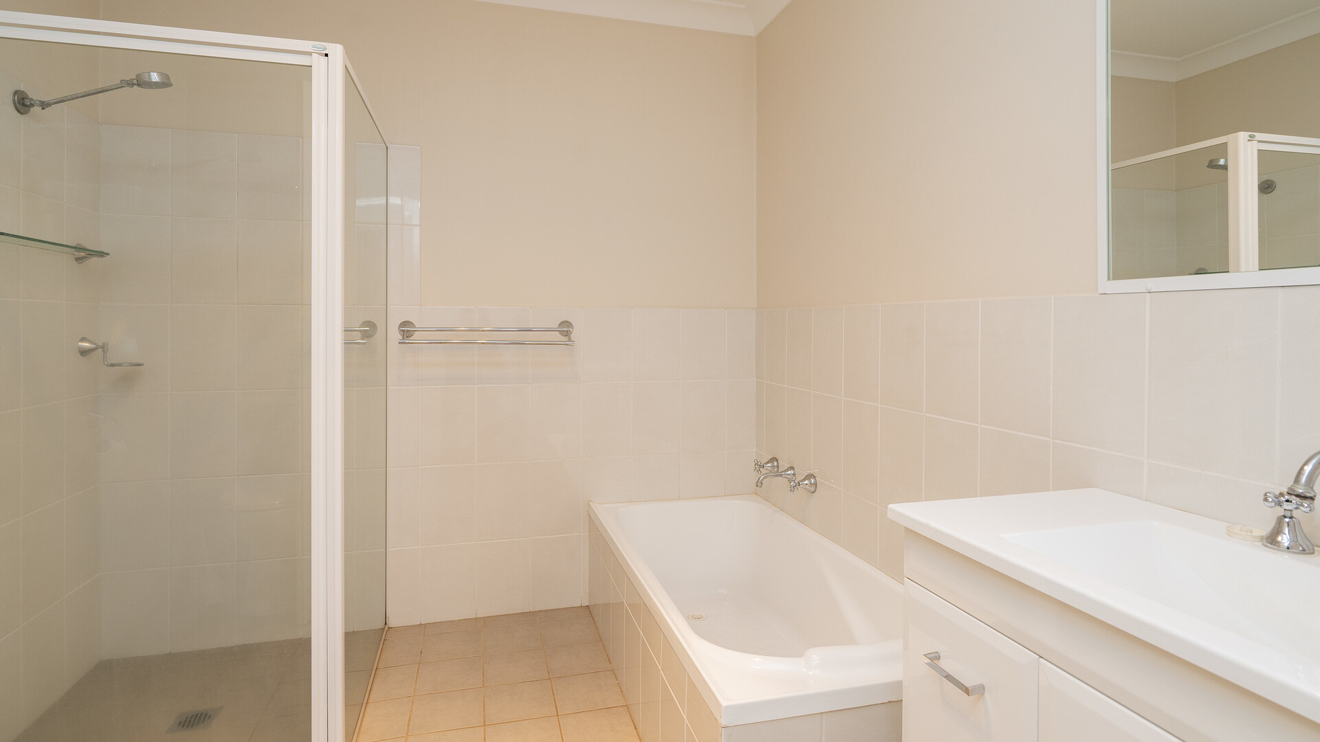 77 Deutcher Street, Temora NSW 2666 - photo 18