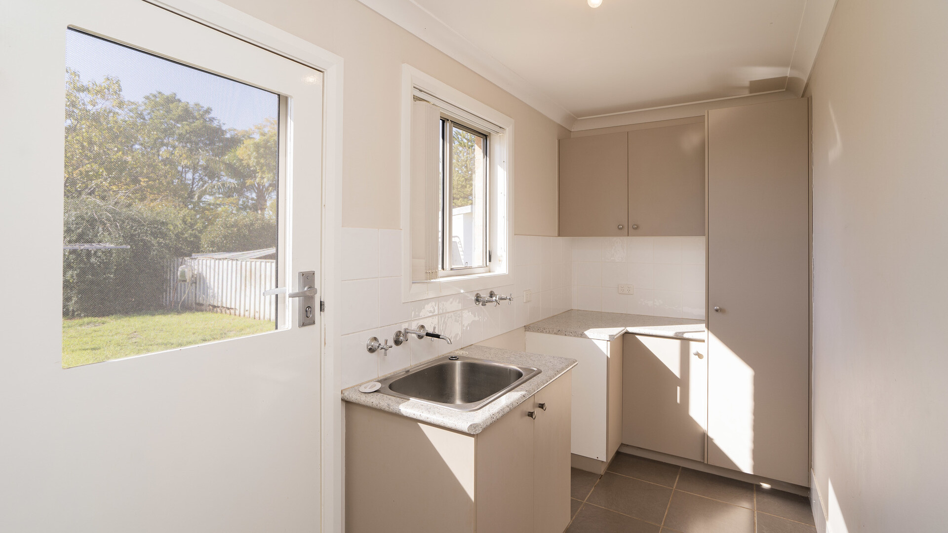 77 Deutcher Street, Temora NSW 2666 - photo 20