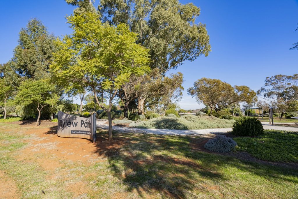 77 Deutcher Street, Temora NSW 2666 - photo 24